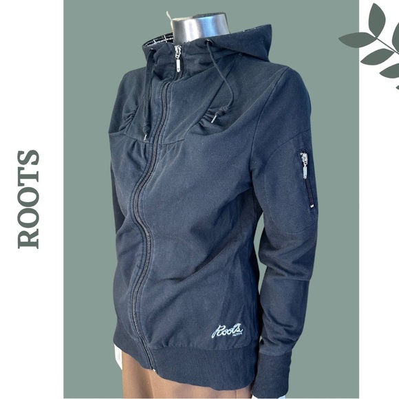 Roots Canada Women's Hoodie Black Full Zipper Front with Loned Contrast
Hood Med - Picture 3 of 7